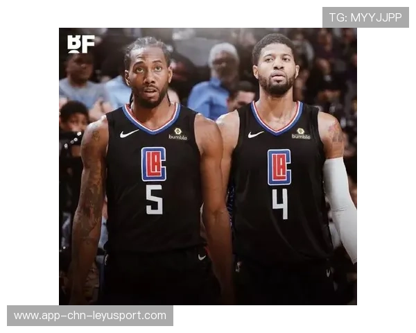 乔治关键一击奏效,洛杉矶将胜利收入囊中